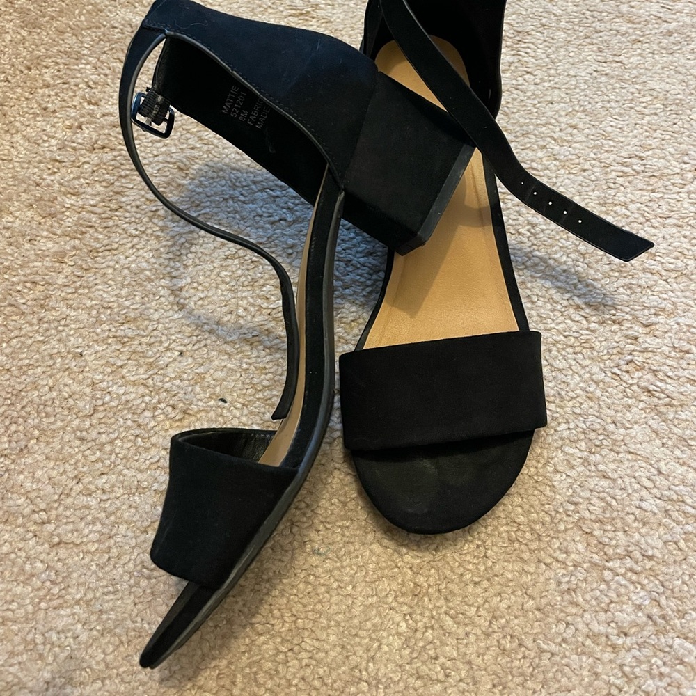 Black open toe short summer heels